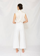 Load image into Gallery viewer, THE TOP