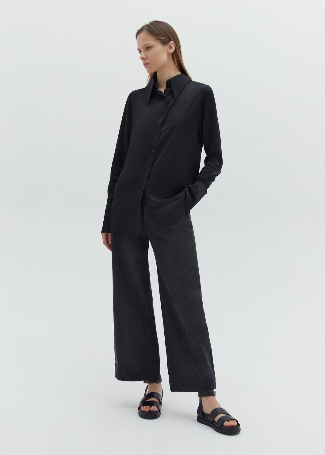 THE SILK BLOUSE
